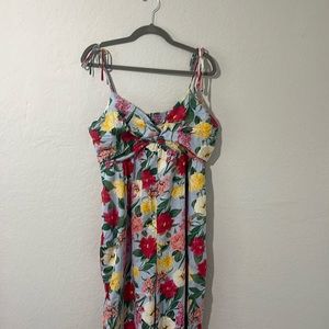 Tie shoulder cropped twist front smocked jumpsuit